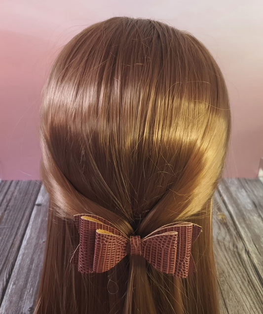 Brown faux leather bow hairclip