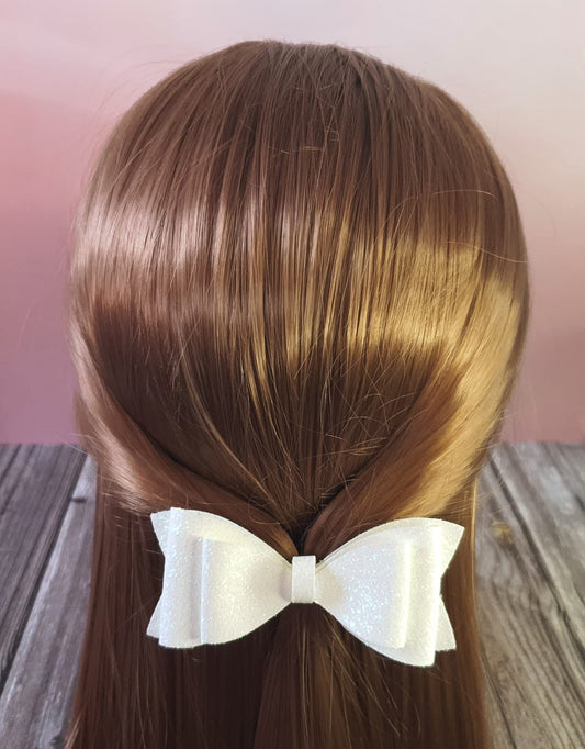 White glitter bow hairclip