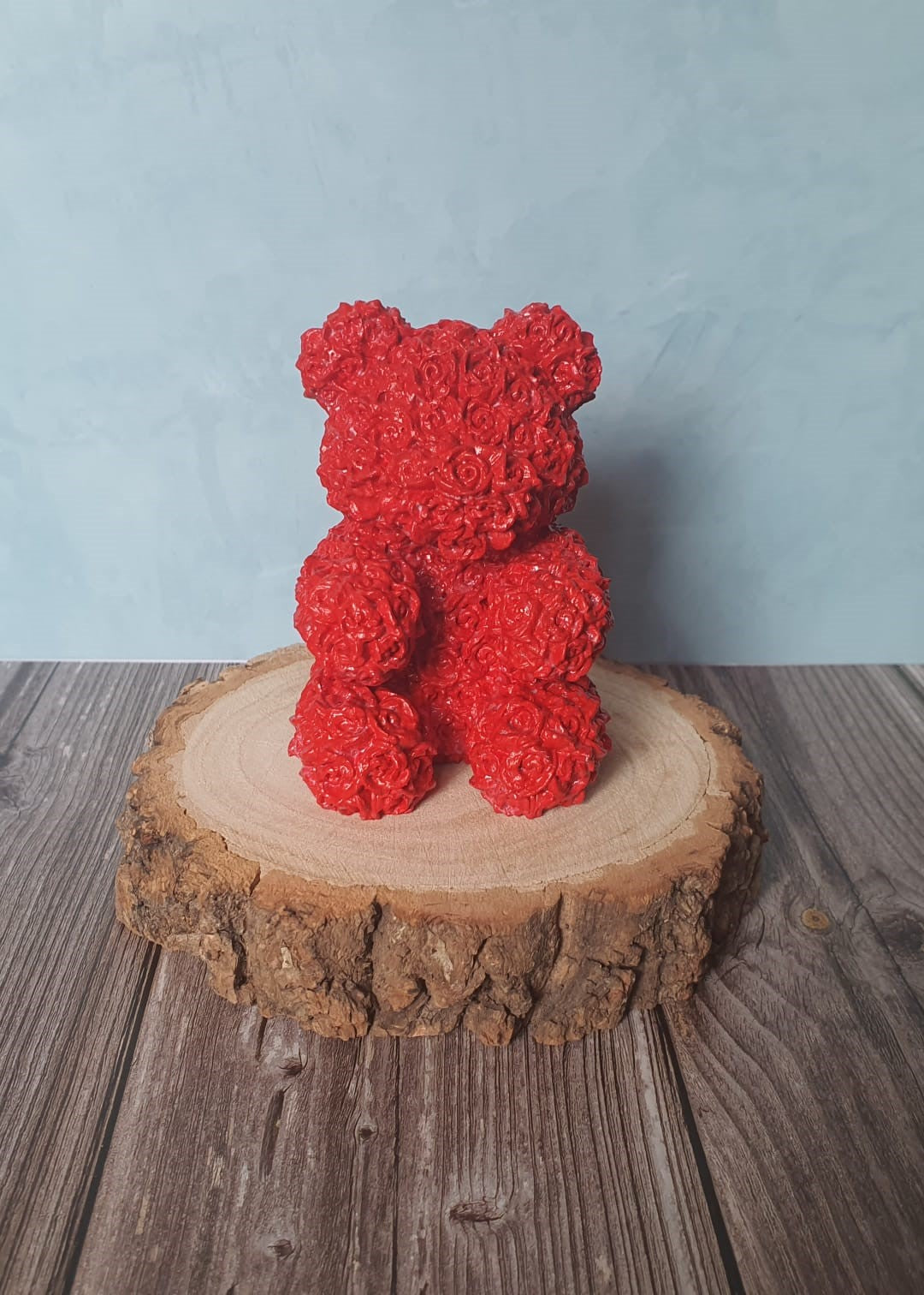 Stonecast rose bear